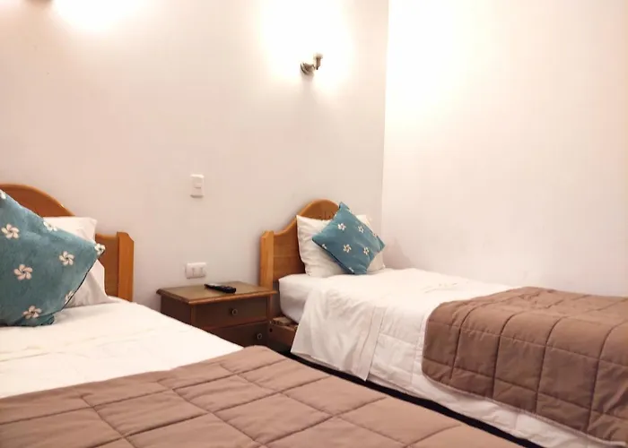 Hostal Valle De La Luna